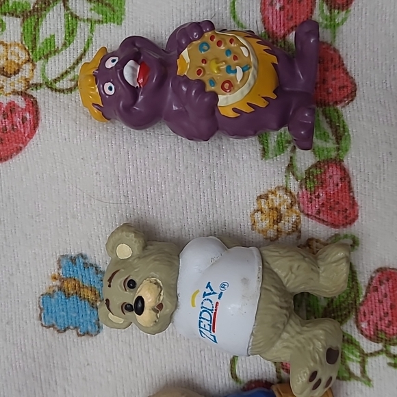 Vintage PVC Figures - Picture 3 of 4